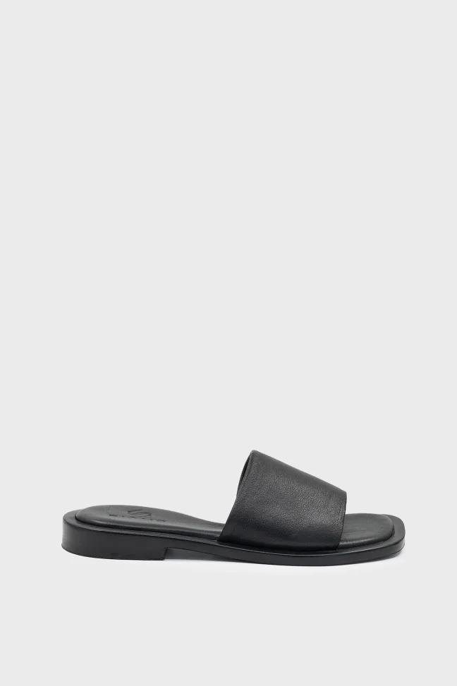 SKK-055 Black Leather Leather Comfort Slippers