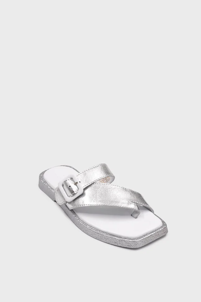 SKK-059 Silver Leather Buckled Toe-Post Women's Sandal